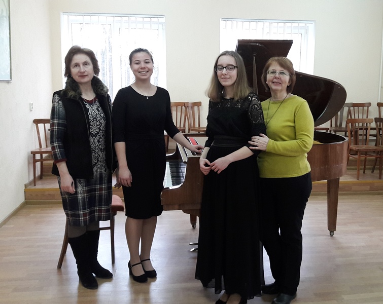 Учасники мистецької зустрічі